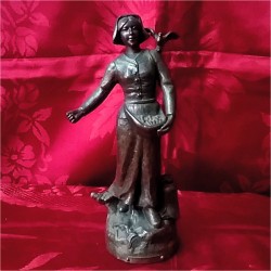 Figura de Bronce